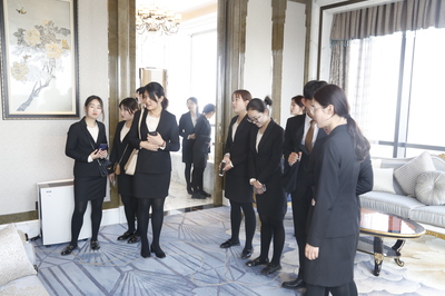 酒店管理系校企面对面 走进万达酒店管理